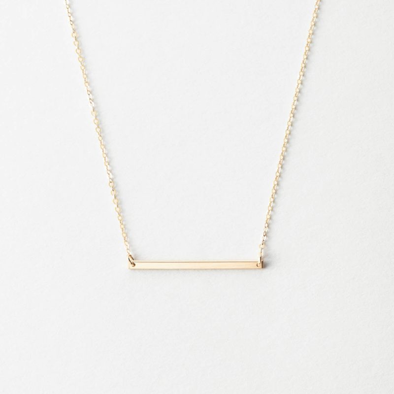 BasquiatMinimalBarNecklace Gold SmoothPDPMain