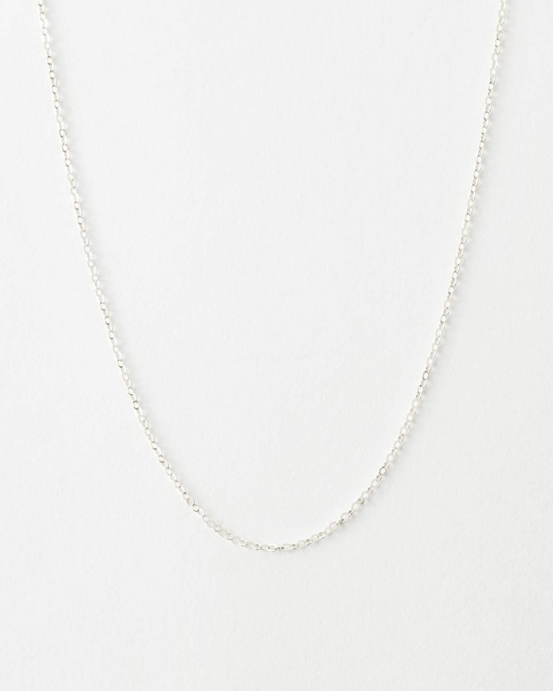 DaintyGoldChain Silver PLPMain e298860c 5635 4b36 81f3 13ffd7650a74