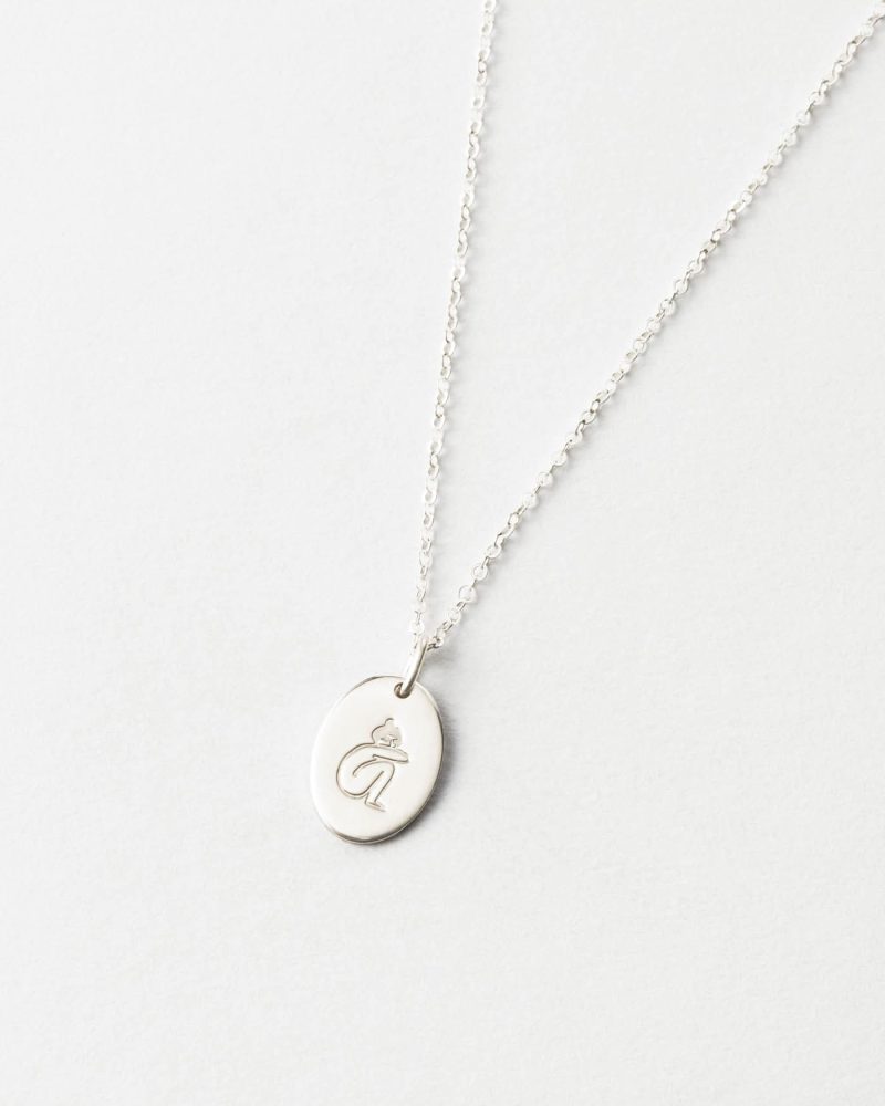 EmbraceWomanNecklace 3