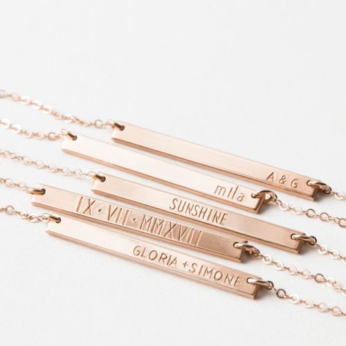 SmallNameBarNecklace RoseGold Smooth PLP PDPMain