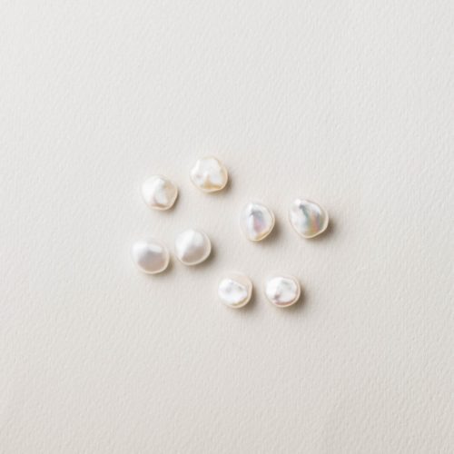 baroque pearl studs gldn 4