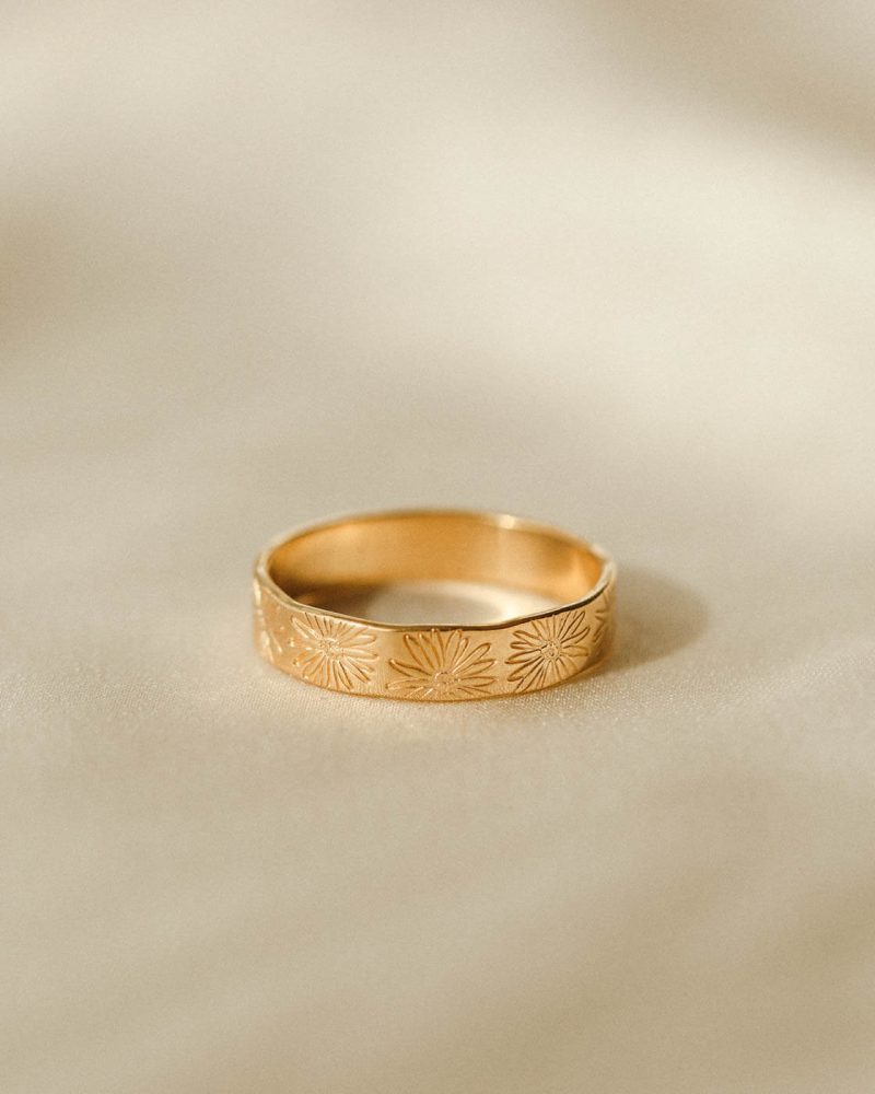 gold flower wedding band ring