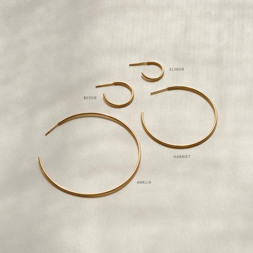 light essential hoops min 1913d777 e908 4ba6 91dd 62404412a801