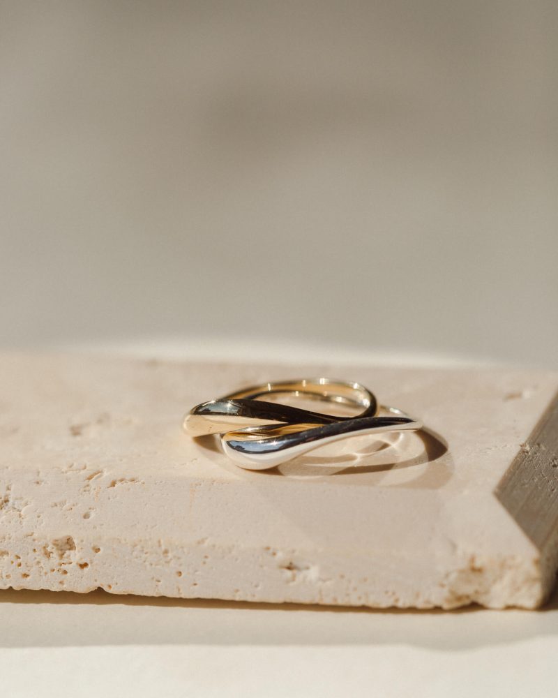 wave band ring